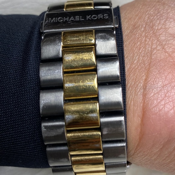 Michael Kors Men’s Gunmetal Chronograph Watch - Picture 6 of 7